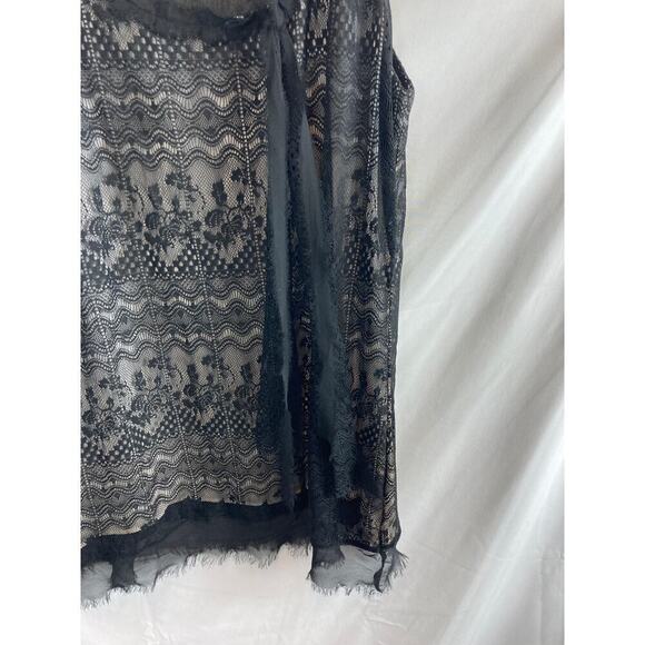 CABI Emily Lace Overlay Tie Bow Neckline Tank Blouse #552 Size Small - Picture 5 of 8